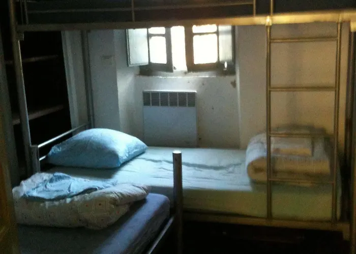 Chez Mc Donald Albergue Zevaco